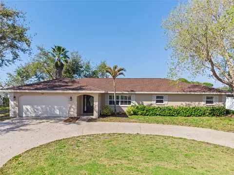 7918 Cypress Lake Dr, Sarasota, FL 34243