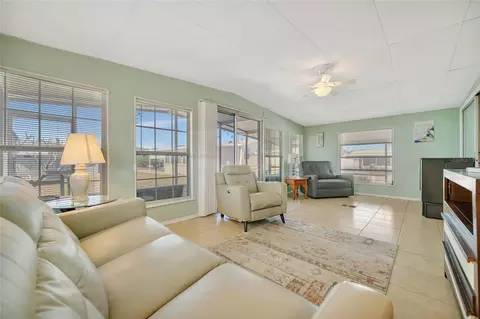 110 E Saint Lucia Loop, Apollo Beach, FL 33572 photo 24