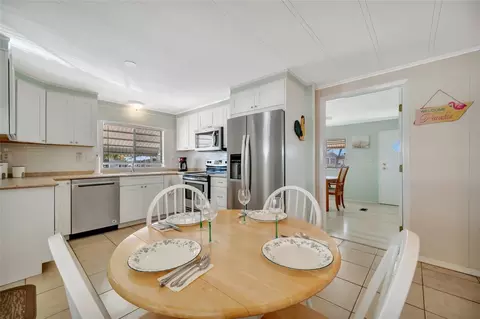 110 E Saint Lucia Loop, Apollo Beach, FL 33572 photo 10