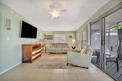 110 E Saint Lucia Loop, Apollo Beach, FL 33572 photo 22