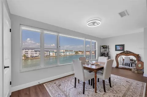 6025 Shore Blvd S #405, Gulfport, FL 33707