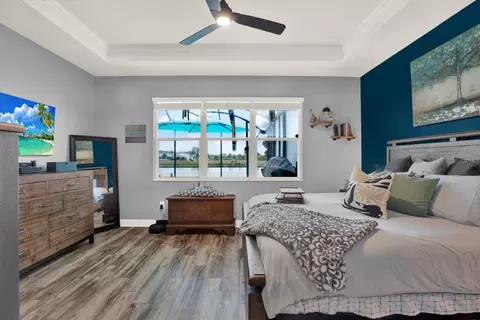 Bedroom - 7217 Blue Beech Dr, Riverview, FL 33578 photo 3 of 8