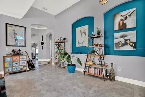 Entry Way - 7217 Blue Beech Dr, Riverview, FL 33578 photo 4 of 6