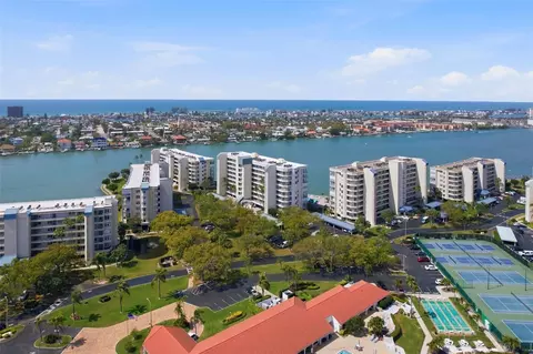 7932 Sailboat Key Blvd S #806, South Pasadena, FL 33707