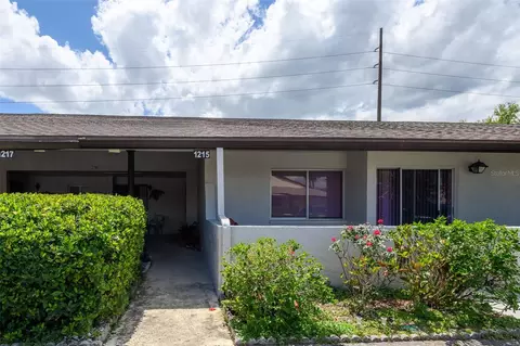 1215 16th Cir SE, Largo, FL 33771