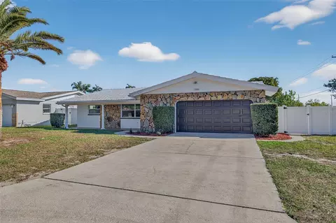 13690 87th Pl N, Seminole, FL 33776