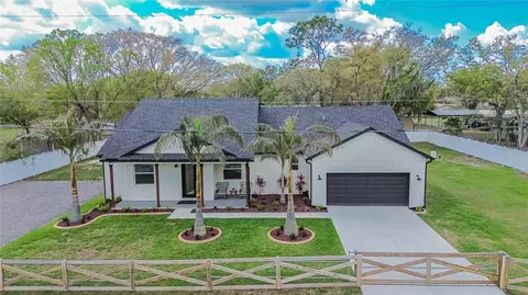 3205 Murray Farms Loop, Plant City, FL 33566