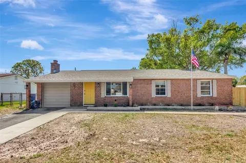 8350 94th Ave, Seminole, FL 33777