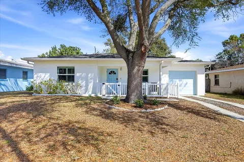 152 Valencia Dr, Dunedin, FL 34698