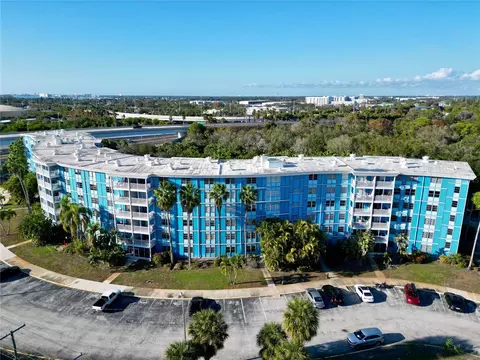 3315 58th Ave S #310, Saint Petersburg, FL 33712