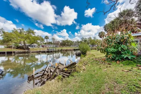 View/Area - 8848 W Millpoint Rd, Riverview, FL 33578 photo 3 of 21