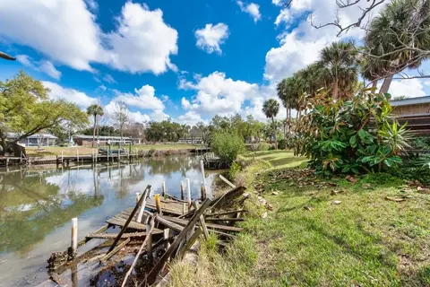 View/Area - 8848 W Millpoint Rd, Riverview, FL 33578 photo 4 of 21