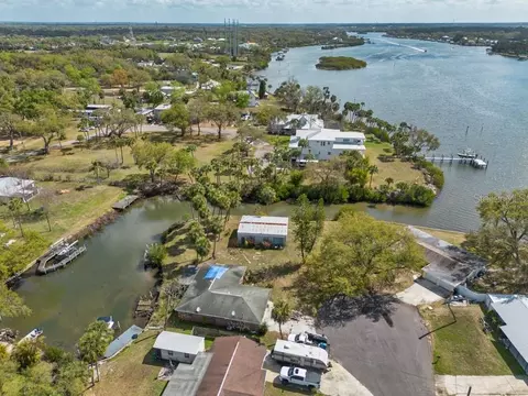 View/Area - 8848 W Millpoint Rd, Riverview, FL 33578 photo 10 of 21