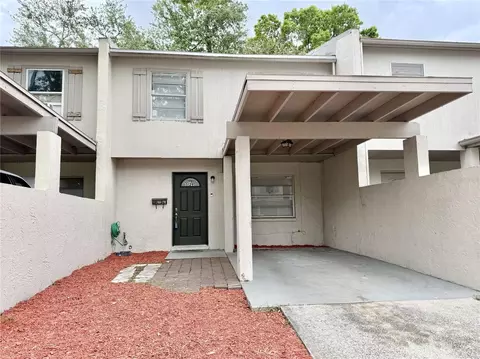 5129 Tennis Court Cir, Tampa, FL 33617