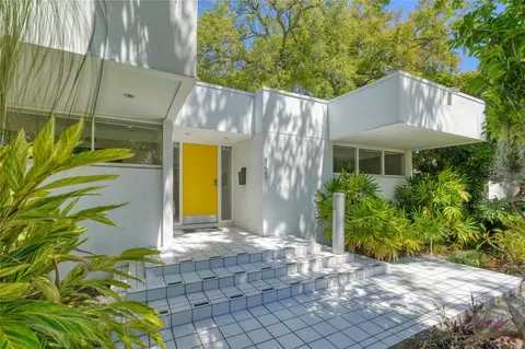 4223 W Cleveland St, Tampa, FL 33609