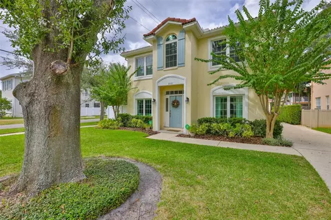 3925 W Vasconia St, Tampa, FL 33629