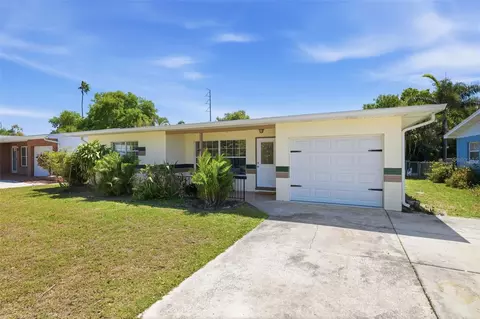 10754 63rd Ave, Seminole, FL 33772