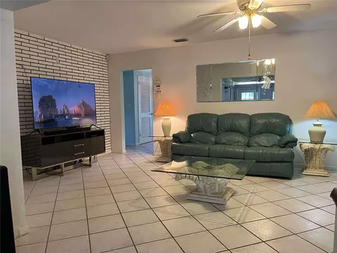 Living - 608 Knowles Rd, Brandon, FL 33511 photo 5 of 7