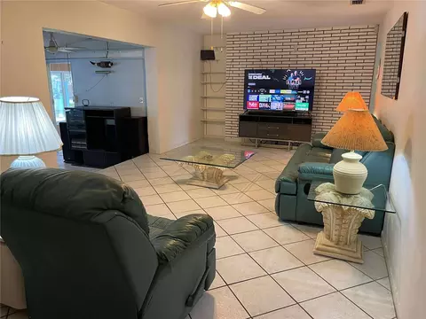 Living - 608 Knowles Rd, Brandon, FL 33511 photo 3 of 7