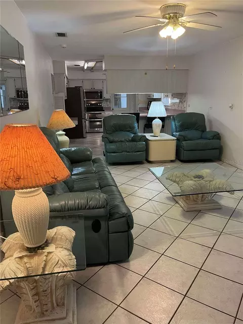 Living - 608 Knowles Rd, Brandon, FL 33511 photo 6 of 7