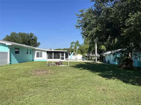 Exterior - 608 Knowles Rd, Brandon, FL 33511 photo 7 of 12