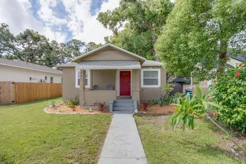 905 Plaza St, Clearwater, FL 33755