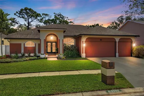 10555 Shady Oak Ln, Seminole, FL 33777