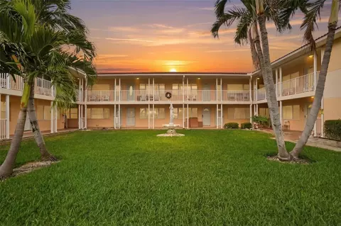 7740 Boca Ciega Dr #105, Saint Pete Beach, FL 33706