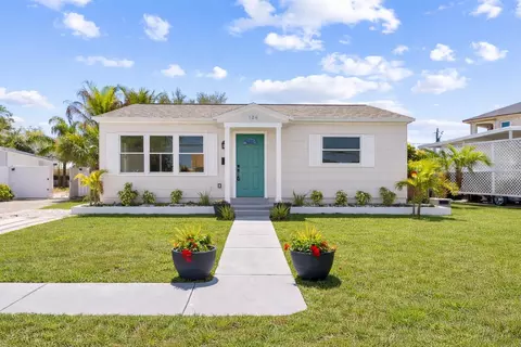 124 85th Ave N, Saint Petersburg, FL 33702