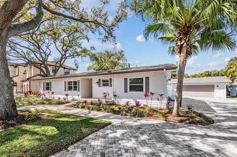 5003 W Neptune Way, Tampa, FL 33609
