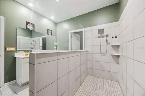 Bath - 6282 Lakepine St, Saint Cloud, FL 34771 photo 2 of 3