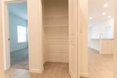 Entry Way - 4501 NW 14th Loop, Ocala, FL 34482 photo 5 of 6