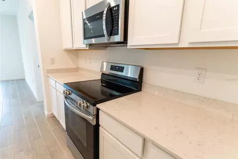 Kitchen - 4501 NW 14th Loop, Ocala, FL 34482 photo 5 of 5