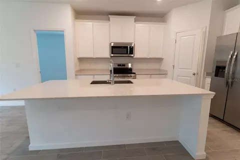 Kitchen - 4501 NW 14th Loop, Ocala, FL 34482 photo 1 of 5