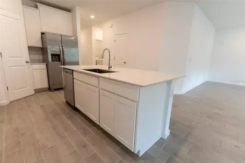Kitchen - 4501 NW 14th Loop, Ocala, FL 34482 photo 2 of 5