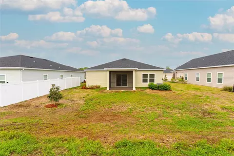 Exterior - 4501 NW 14th Loop, Ocala, FL 34482 photo 5 of 6
