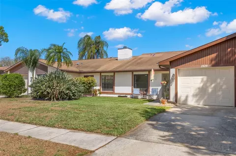2020 Dover Ct, Oldsmar, FL 34677
