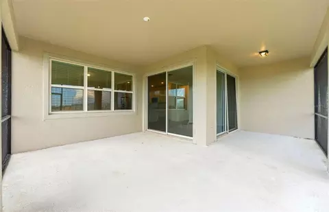 Exterior - 10005 Johnson Oaks Gln, Parrish, FL 34219 photo 2 of 4