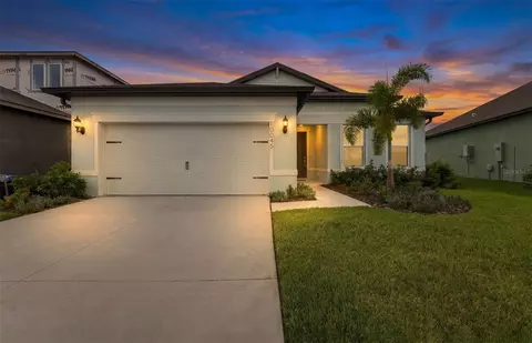Exterior - 10045 Trellis Vine Way, Parrish, FL 34219 photo 4 of 5