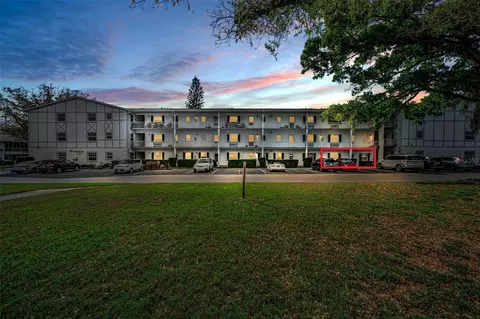 400 Glennes Ln #107, Dunedin, FL 34698