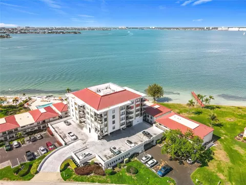 6211 Sun Blvd #211, Saint Petersburg, FL 33715