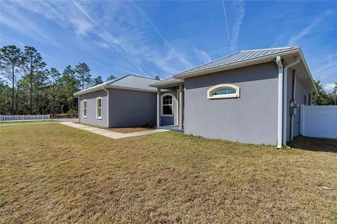 Exterior - 251 SE 148th Ave, Williston, FL 32696 photo 5 of 6