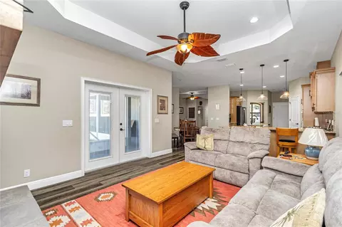 Living - 251 SE 148th Ave, Williston, FL 32696 photo 2 of 3