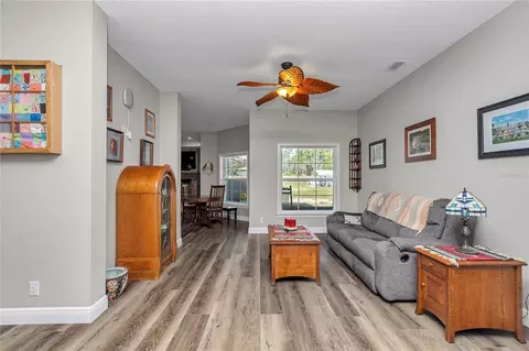Living - 251 SE 148th Ave, Williston, FL 32696 photo 3 of 3