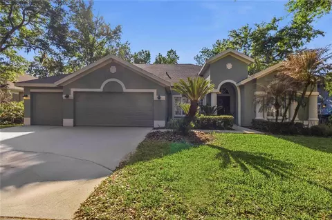 5622 Osprey Park Pl, Lithia, FL 33547