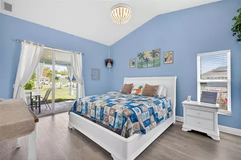 Bedroom - 3907 57th Pl E, Bradenton, FL 34203 photo 1 of 5