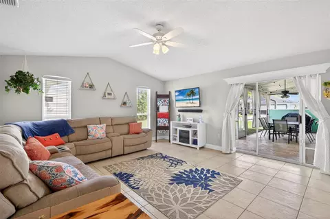 Living - 3907 57th Pl E, Bradenton, FL 34203 photo 2 of 2