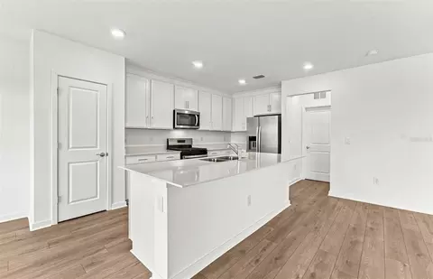 Kitchen - 9877 Trellis Vine Way, Parrish, FL 34219 photo 1 of 2