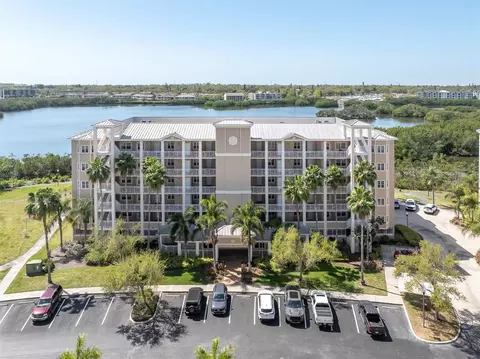 10002 Key Haven Rd #201, Seminole, FL 33777