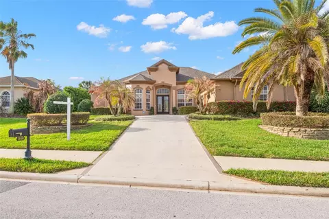 13404 Thoroughbred Dr, Dade City, FL 33525